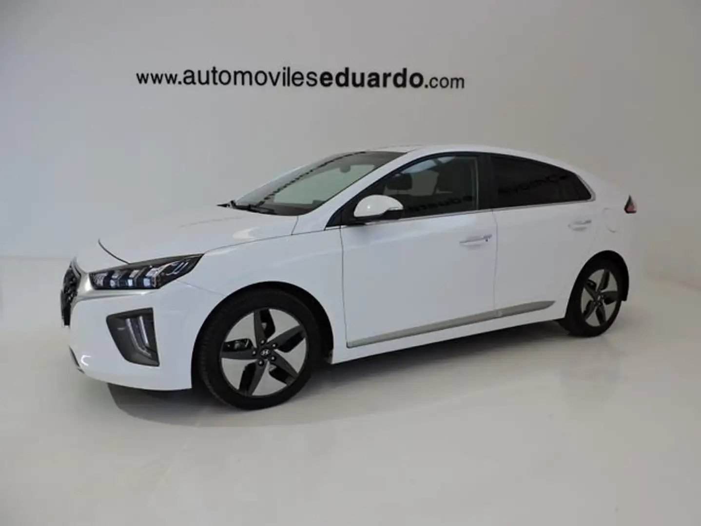 Hyundai IONIQ Híbrido 1.6 GDI 104 kW (141 CV) DCT Tecno Blanc - 1