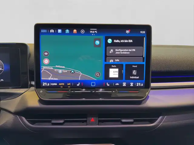 Volkswagen T-Roc view 12