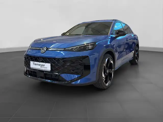 Volkswagen T-Roc view 2