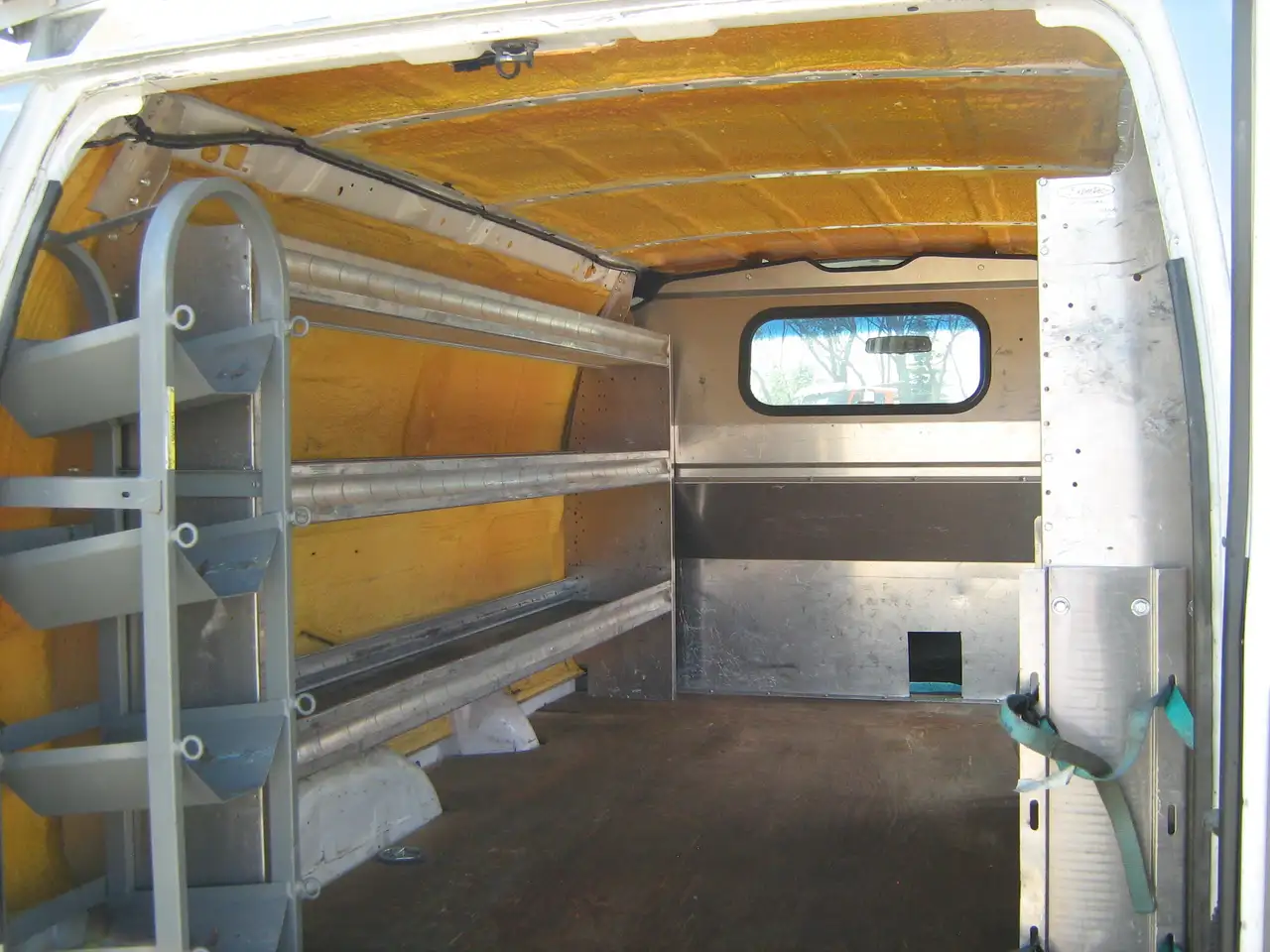 Ford Econoline photo Ford Econoline