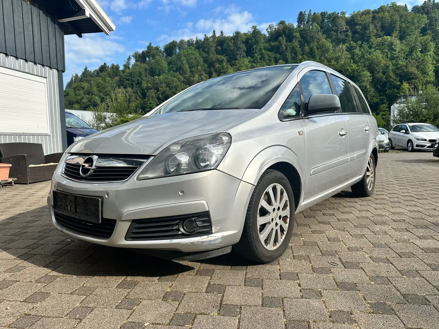 Opel Zafira Edition*7-Sitzer*Navi*Youtube*Spotify* Gris - 1