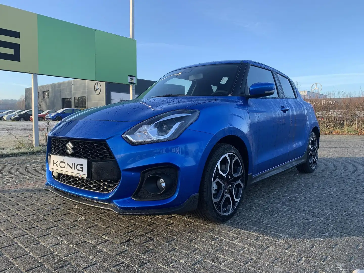 Suzuki Swift 1.4 SPORT HYBRID Blauw - 1