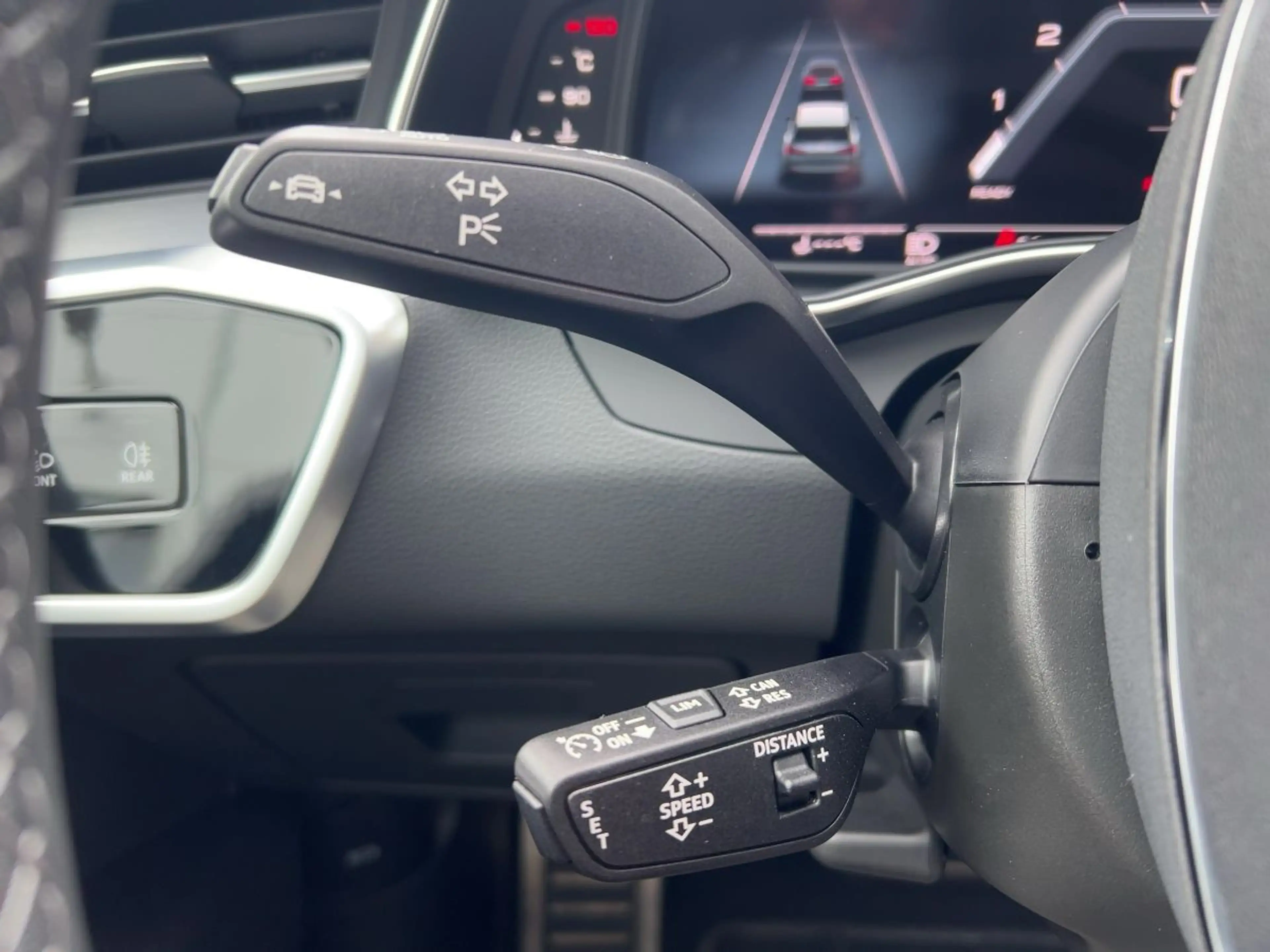 Audi S6 TDI quattro S tronic Kamera Sitzhzg LED — photo 15
