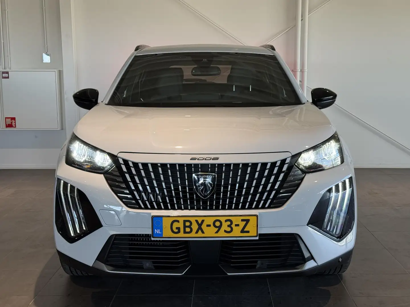 Peugeot 2008 1.2 PureTech 100 Allure | Camera | Navigatie | Cli Blanc - 2