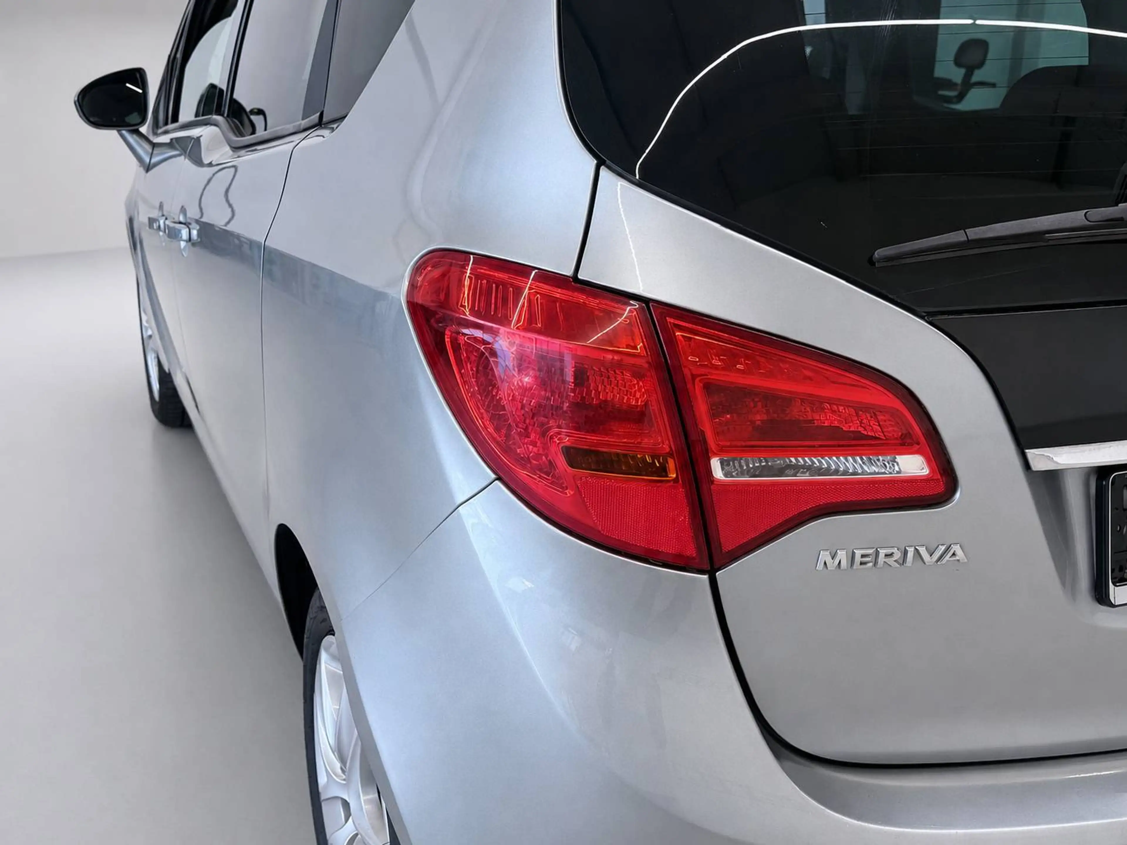 Opel Meriva Innovation Automatik Klimaautomatik PDC v+h Tempomat 4x elektr. Fenster SHZ Beheizbares Lenkrad — photo 7