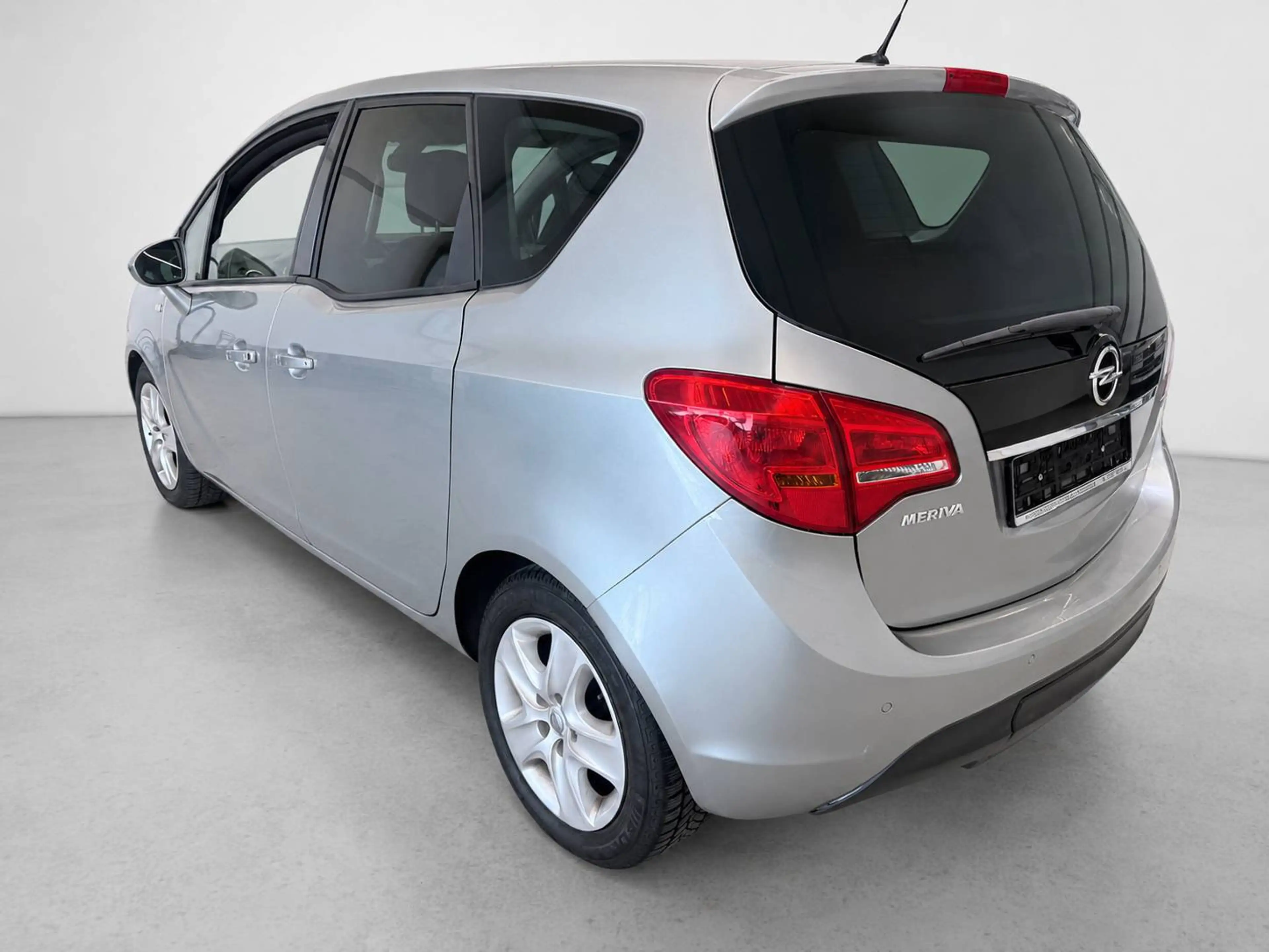 Opel Meriva Innovation Automatik Klimaautomatik PDC v+h Tempomat 4x elektr. Fenster SHZ Beheizbares Lenkrad — photo 6