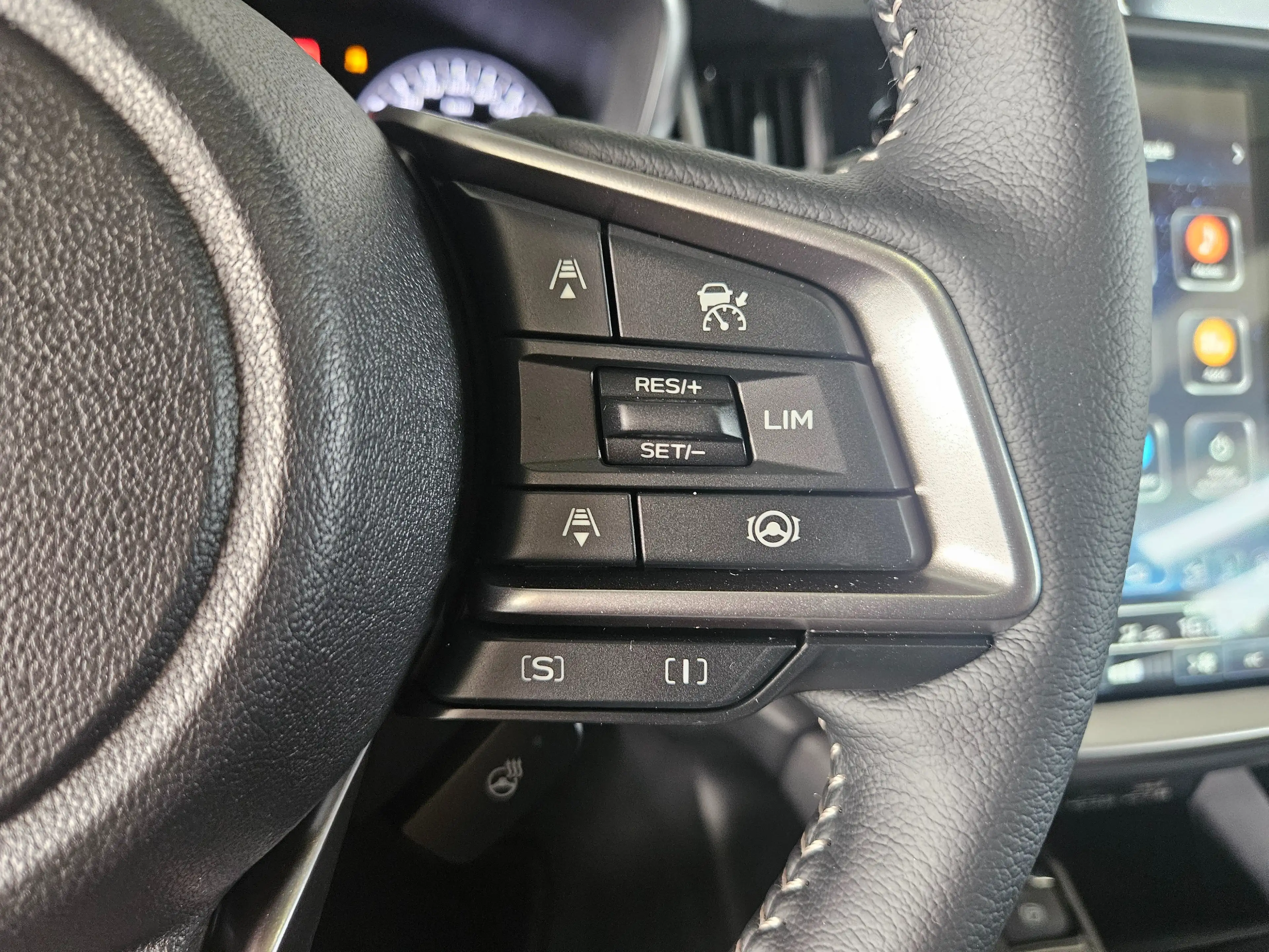 Subaru OUTBACK Active Tageszulassung — photo 9
