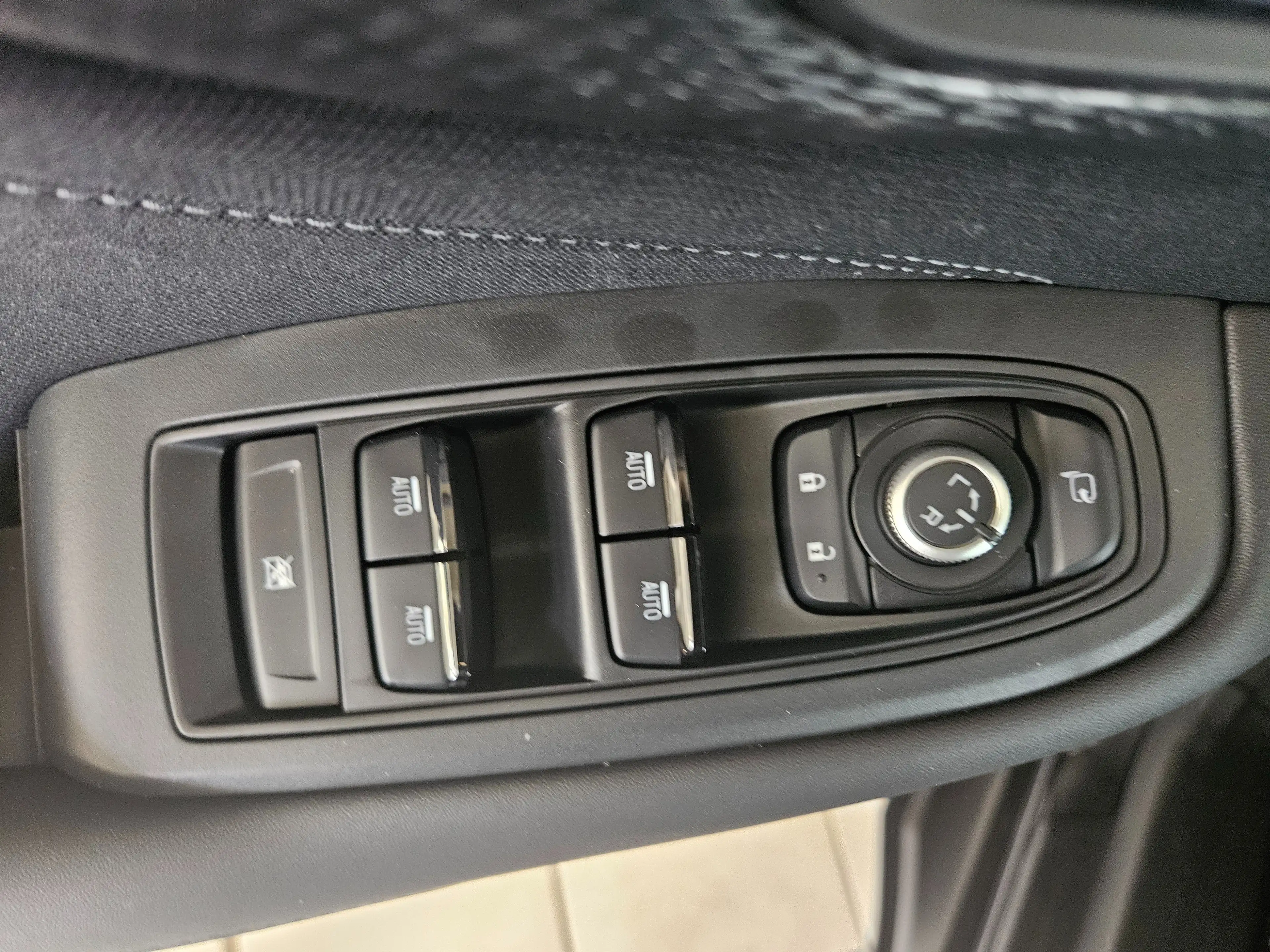Subaru OUTBACK Active Tageszulassung — photo 12