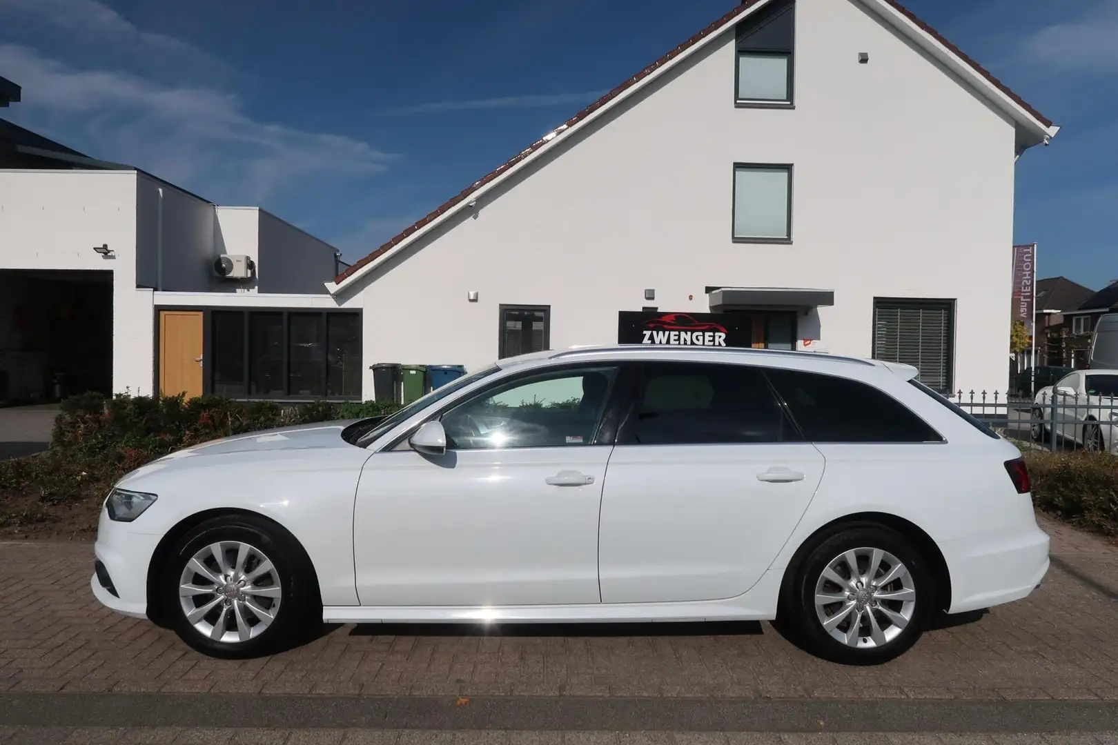 Audi A6 Avant 2.0 TDI ultra CARPLAY|BOSE|CAMERA|NAVIGATIE| Wit - 2
