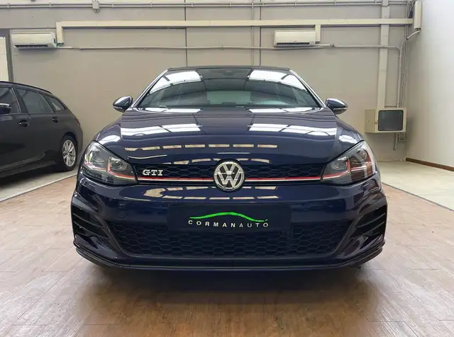 Volkswagen Golf view 7