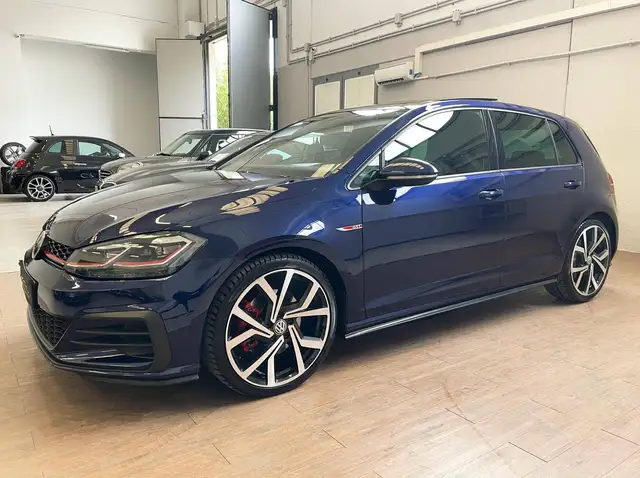 Volkswagen Golf main image