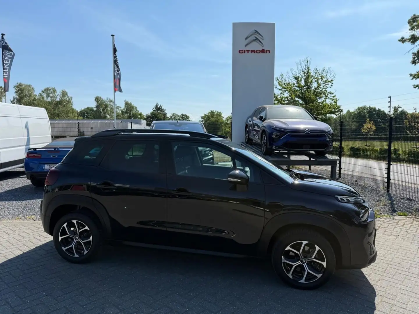 Citroen C3 Aircross 1.2 Turbo 130pk automaat Plus Noir - 1