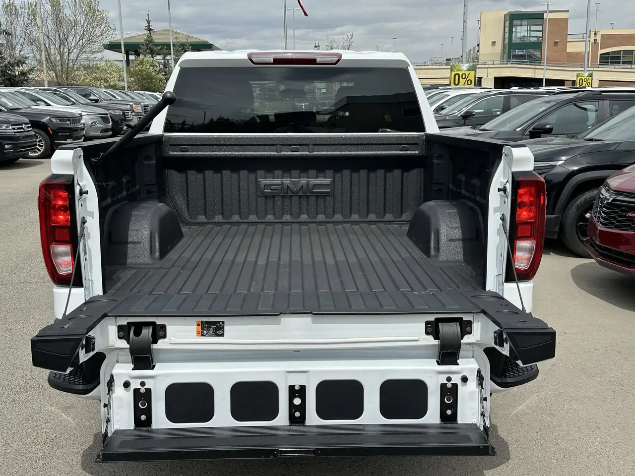 GMC Sierra 1500 снимка GMC Sierra 1500