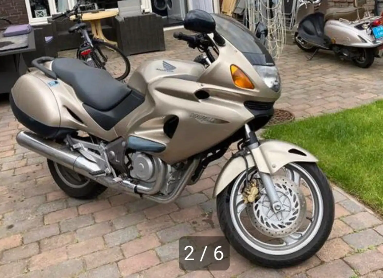 Honda Deauville Sport Touring Beige - 1