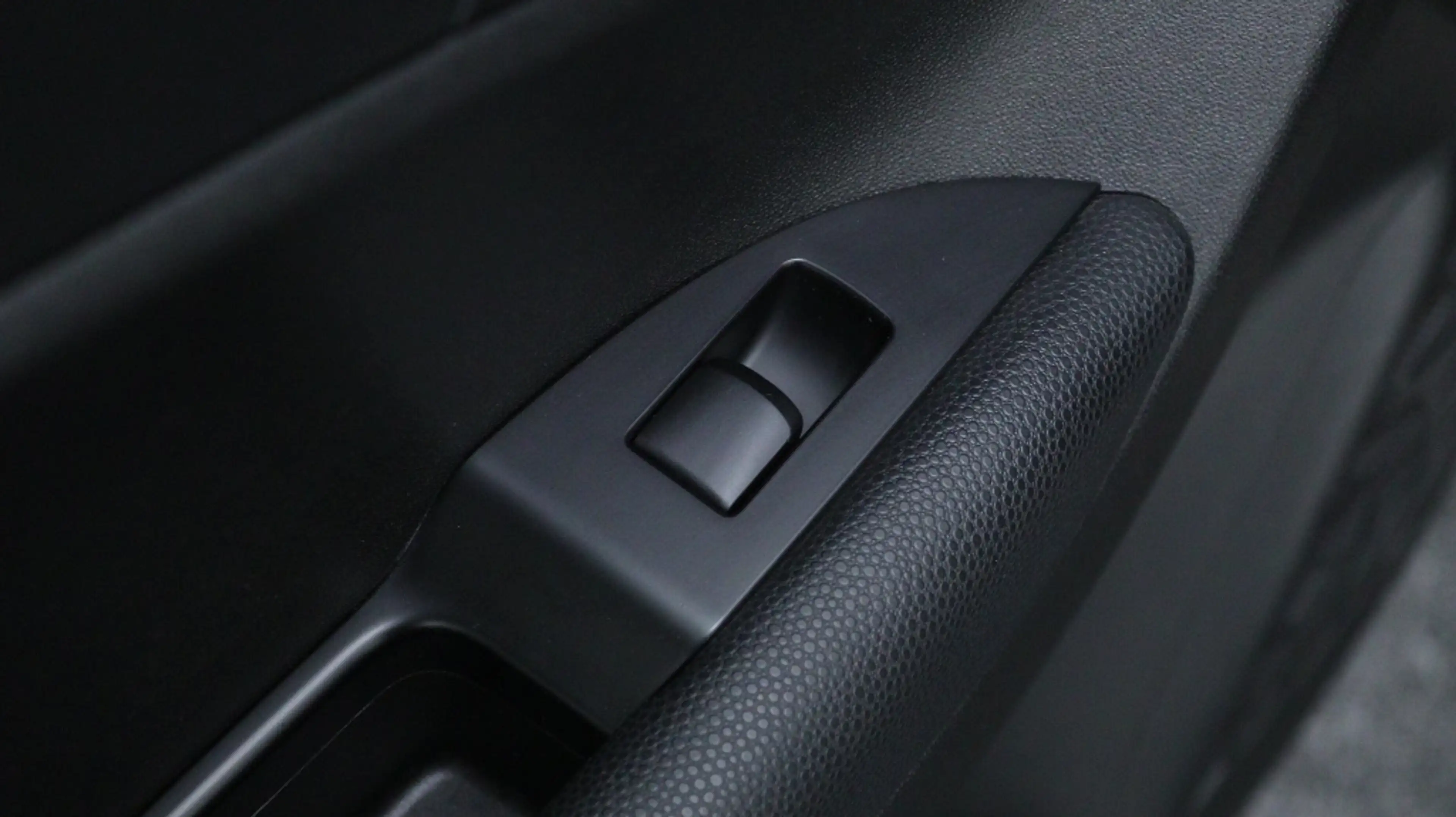 Hyundai iX20 1.4i i-Vision | Trekhaak | Parrot 3200 LS | — photo 15