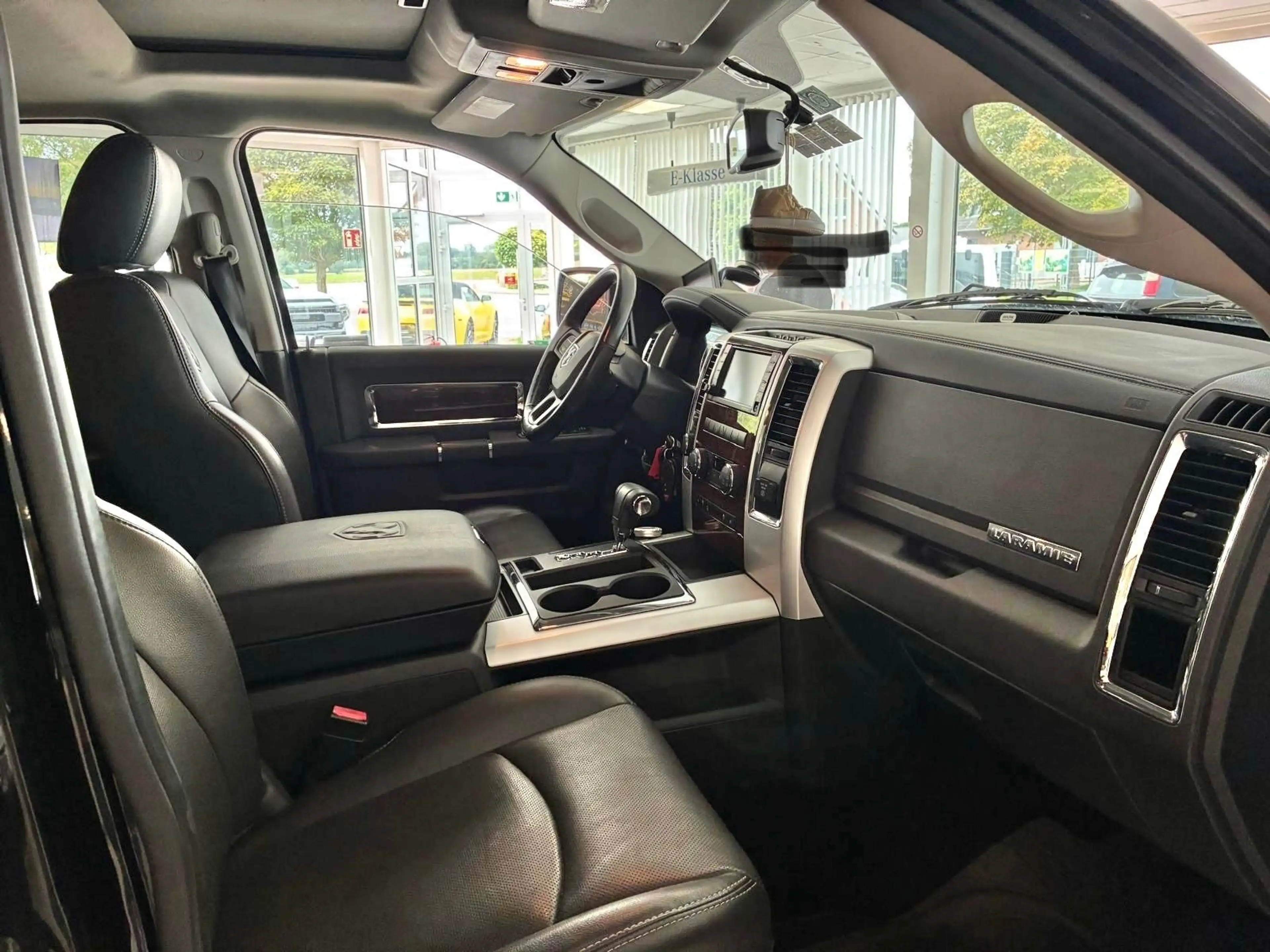 Dodge RAM 1500 HEMI Laramie  5,7 V8 -LPG- 4WD — photo 4