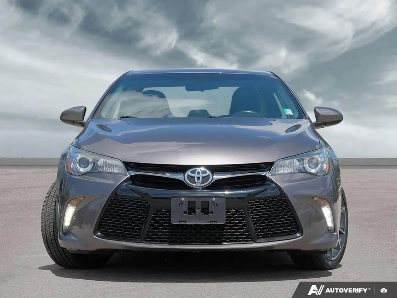 Toyota Camry снимка Toyota Camry