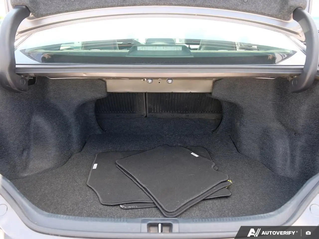 Toyota Camry снимка Toyota Camry
