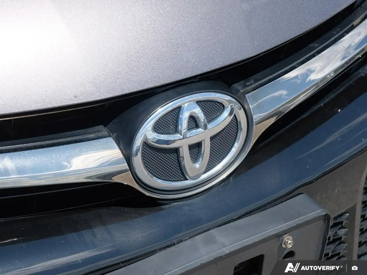 Toyota Camry снимка Toyota Camry