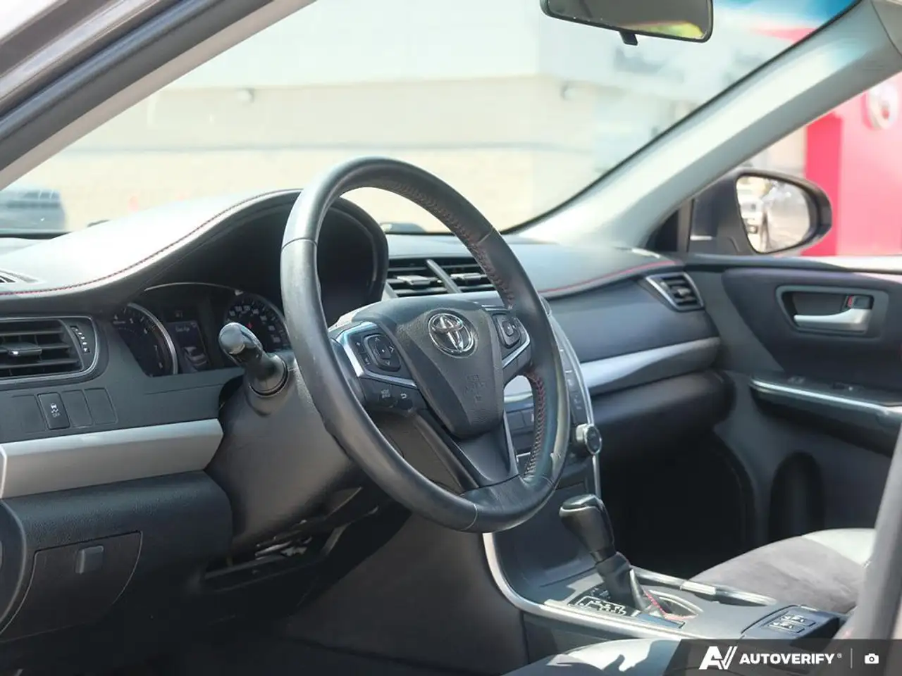 Toyota Camry снимка Toyota Camry