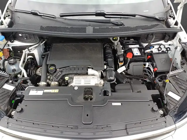 Opel Grandland X view 5