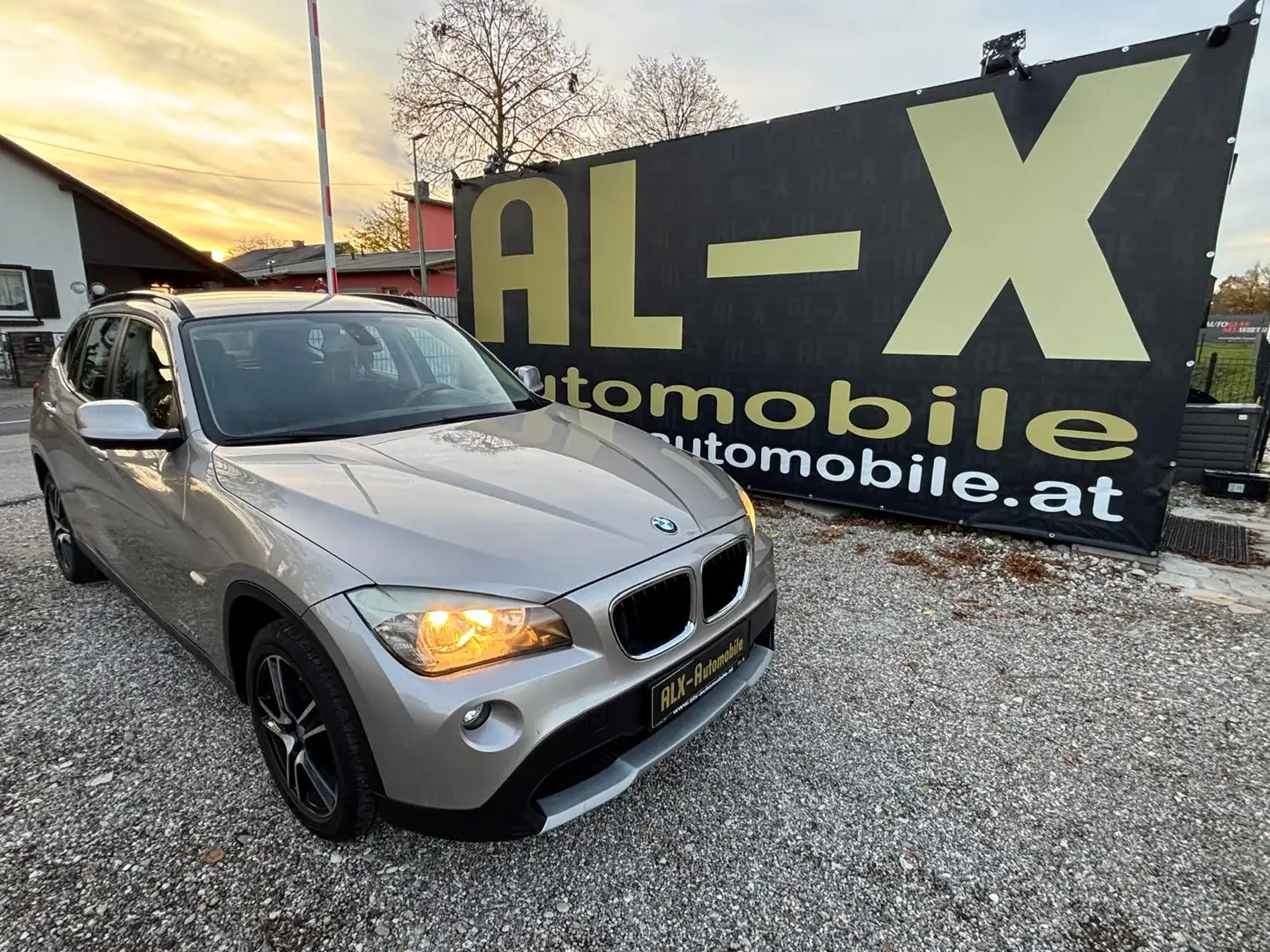 BMW X1 sDrive18d Österreich Paket Österreich-Paket - 1