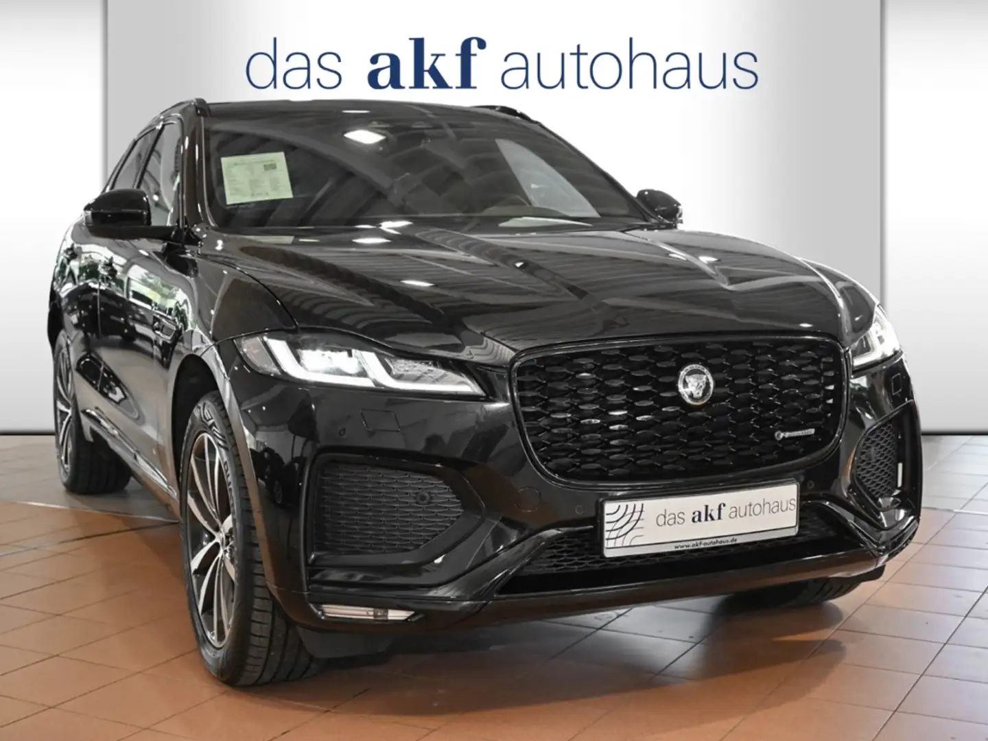 Jaguar F-Pace D200 R-Dynamic SE AWD-Navi*AHK*Kamera*Panorama*ACC Schwarz - 2