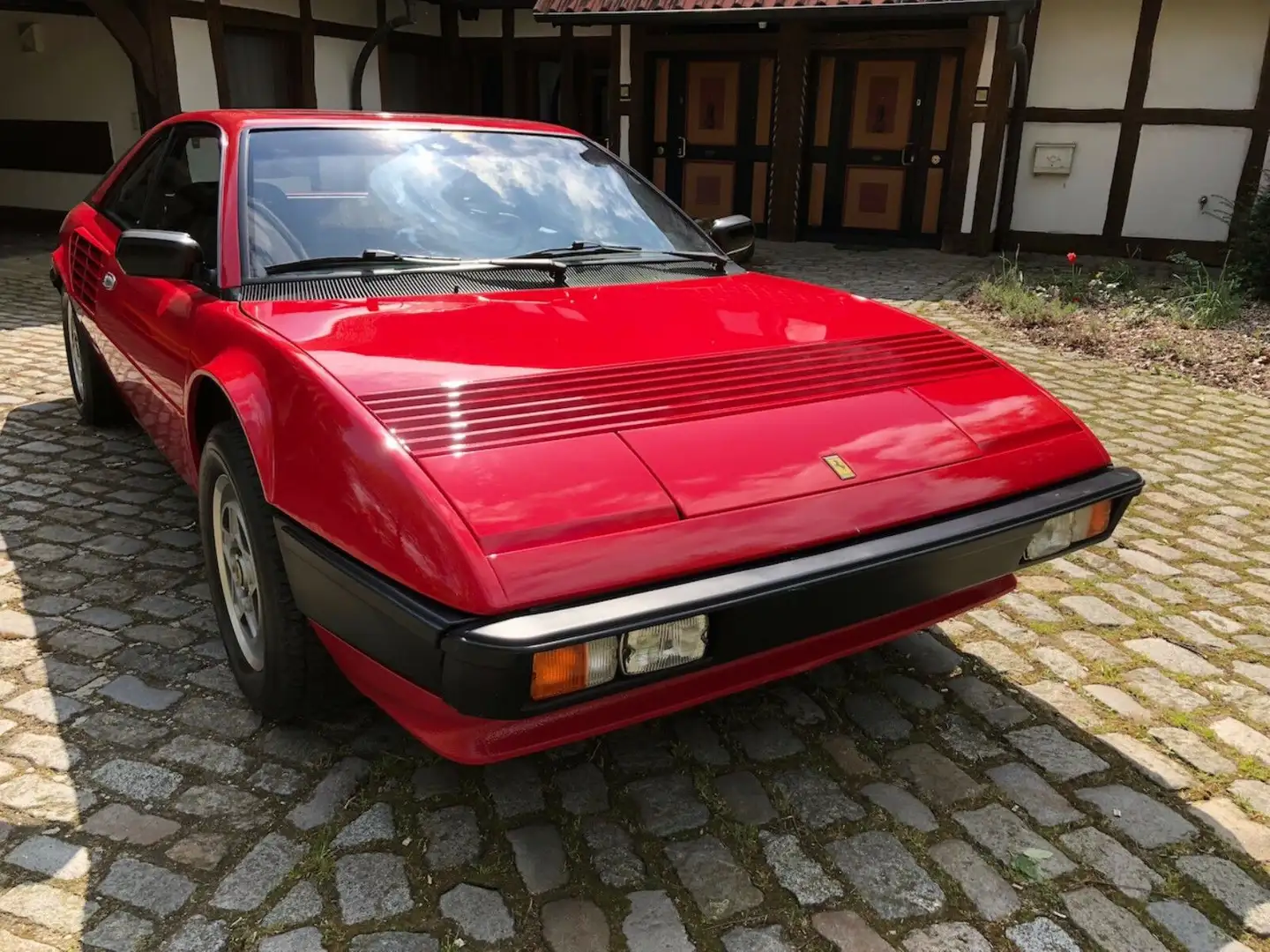 Ferrari Mondial Red - 1