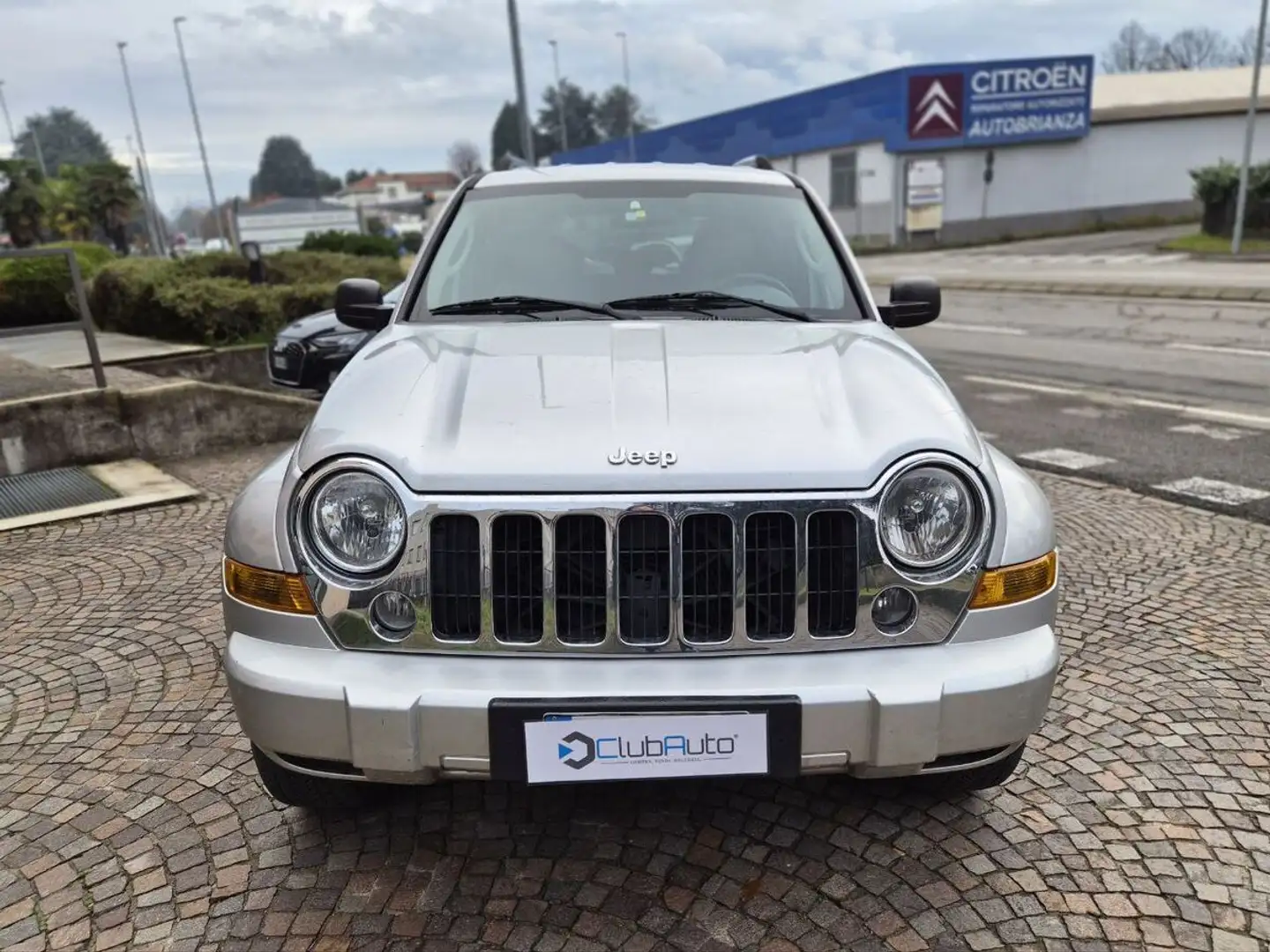 Jeep Cherokee 2.8 crd Limited auto FL Plateado - 2
