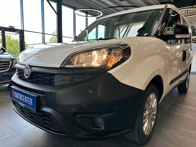Fiat Doblo view 4