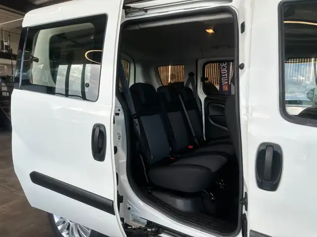 Fiat Doblo view 6