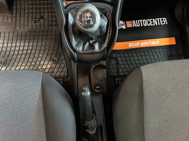 Fiat Doblo view 13