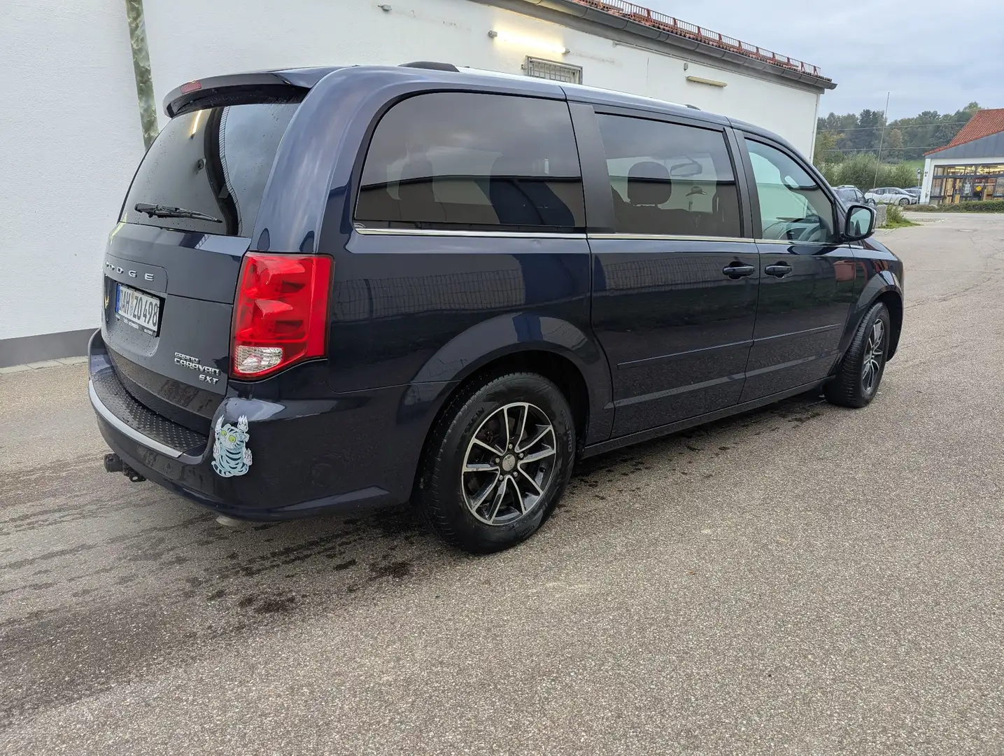 Dodge Grand Caravan sxt Blau - 2