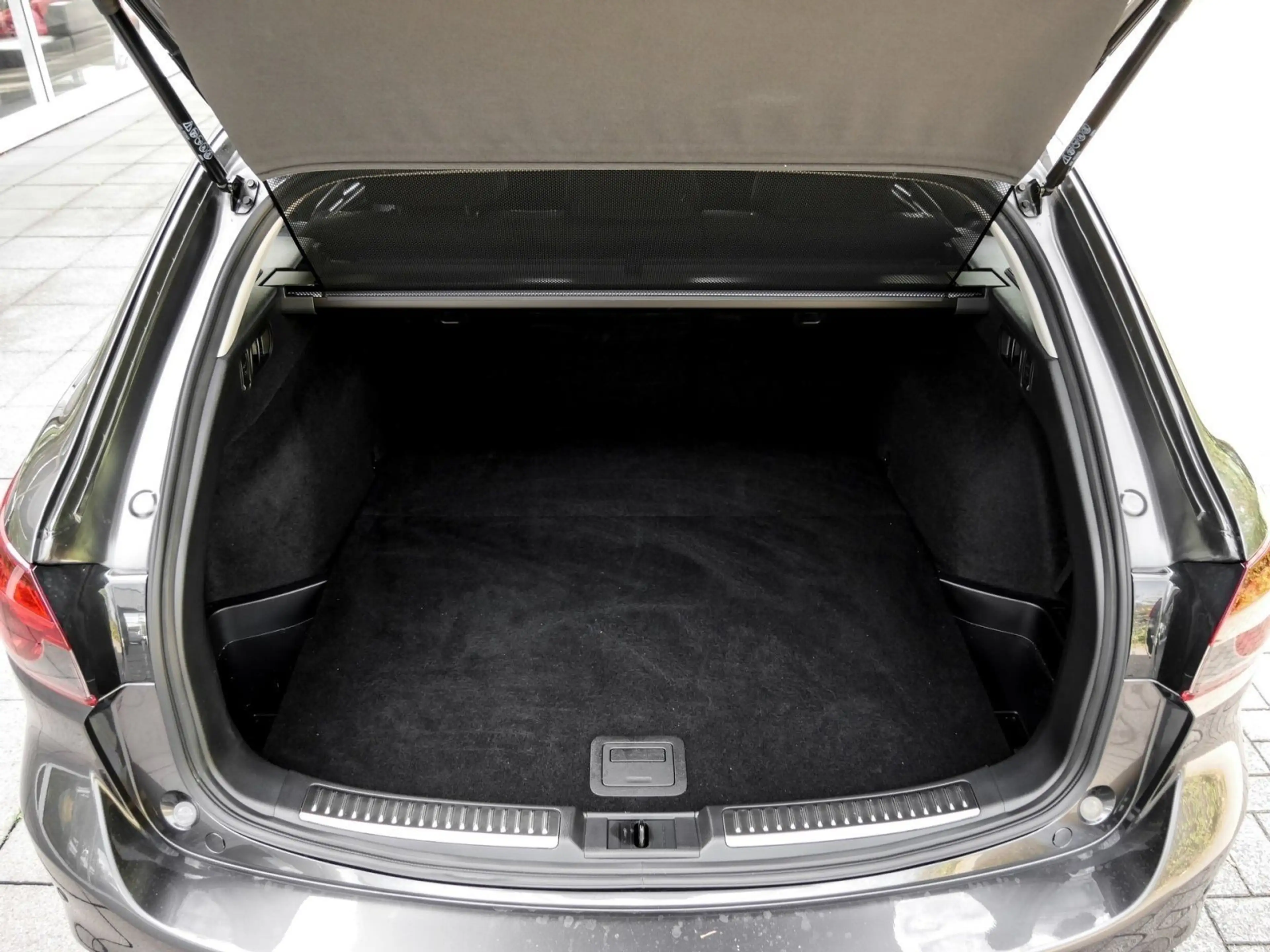 Mazda 6 Sports-Line — photo 13