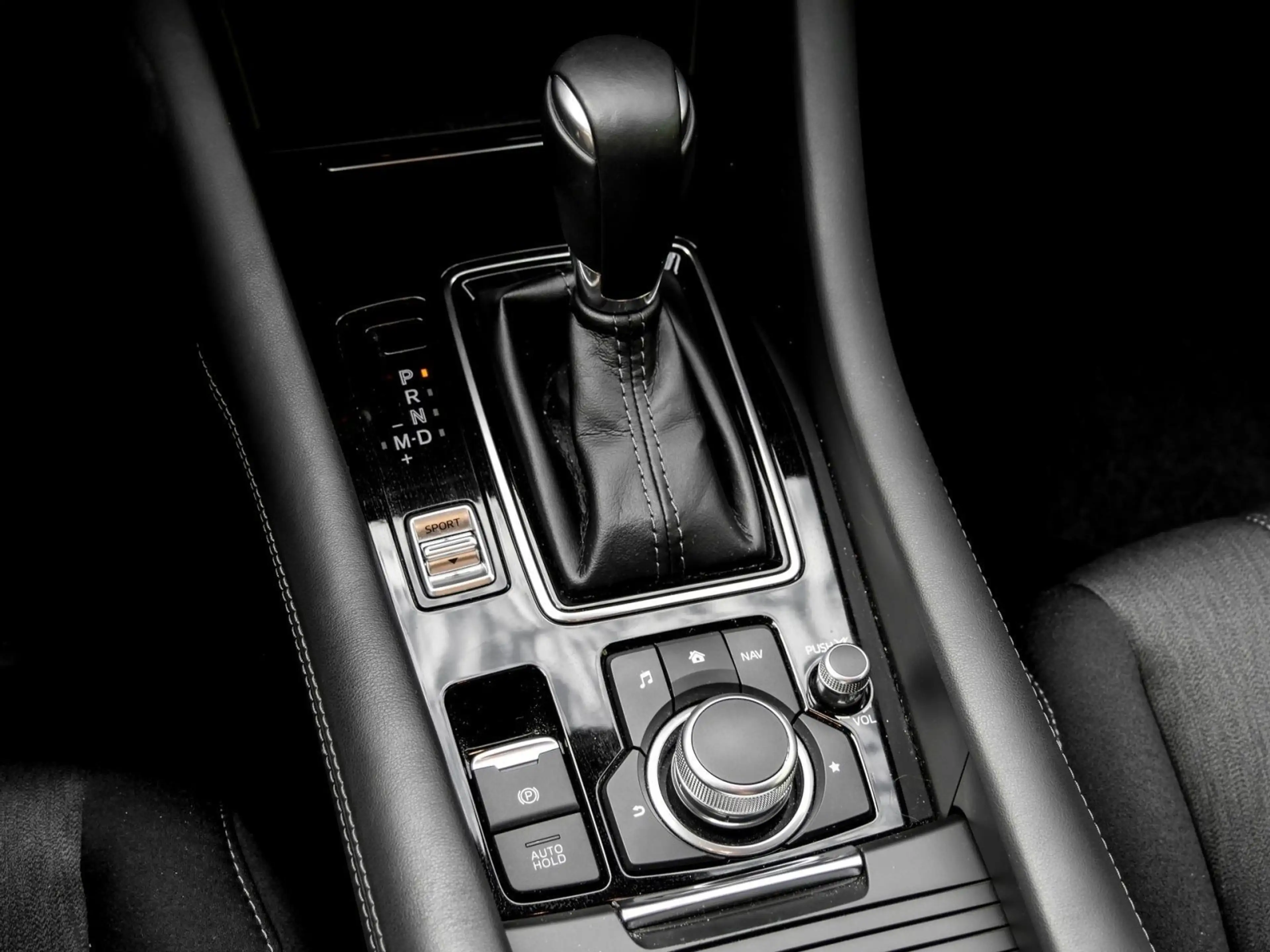 Mazda 6 Sports-Line — photo 10