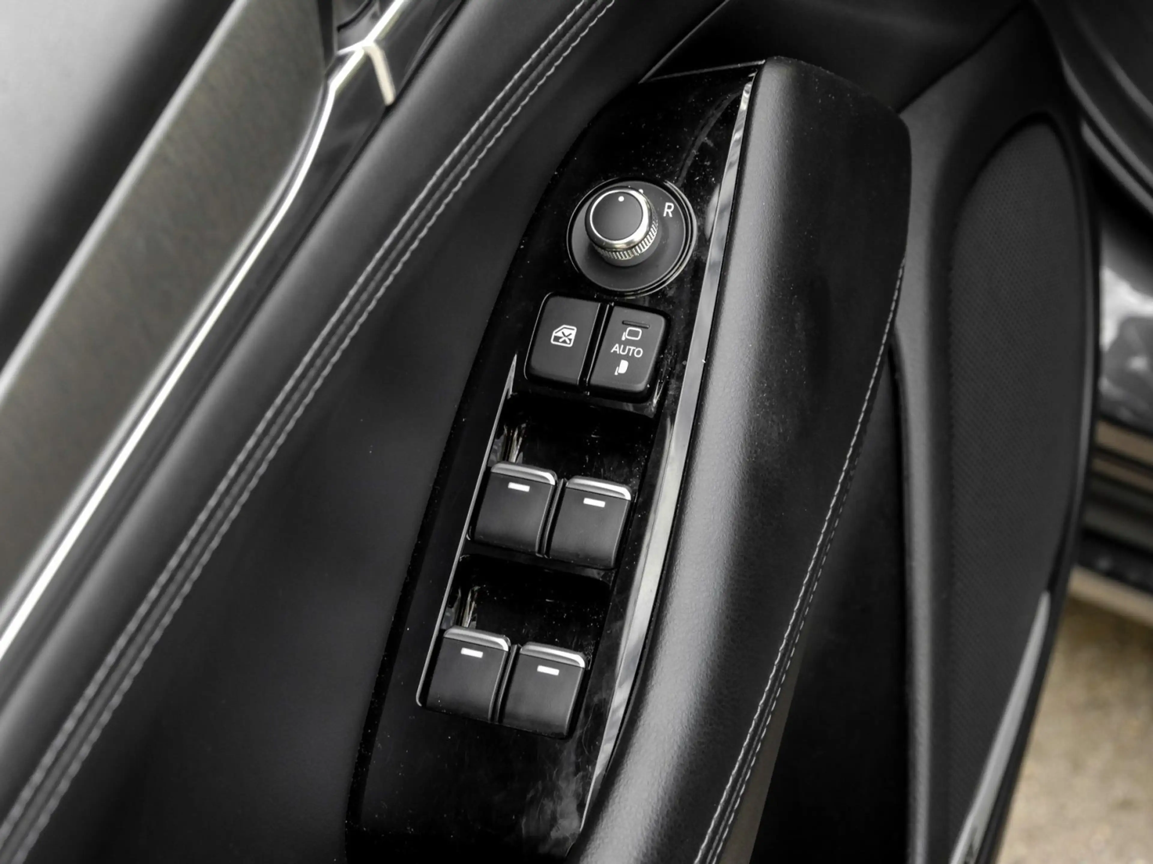 Mazda 6 Sports-Line — photo 14