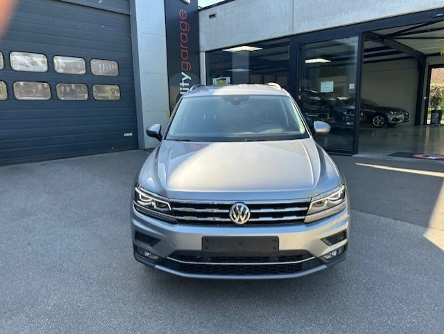 Volkswagen Tiguan Allspace 1.5 TSI Highline OPF DSG Argent - 2