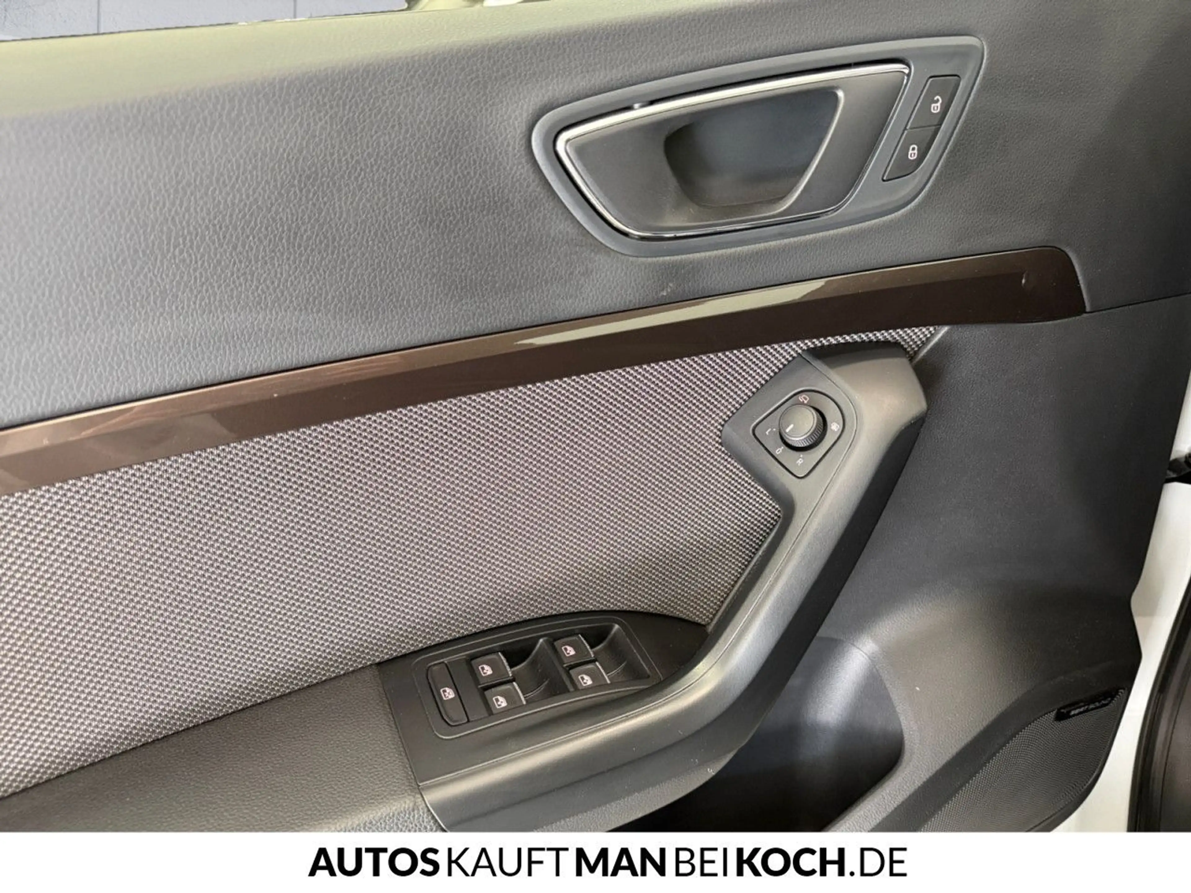 SEAT Ateca 2.0 TDI 4Drive XCELLENCE AZV NAVI SHZ STHZ — photo 14