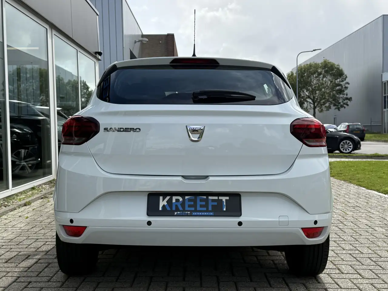 Dacia Sandero 1.0 TCe 90 Essential Airco | Cruise control 10