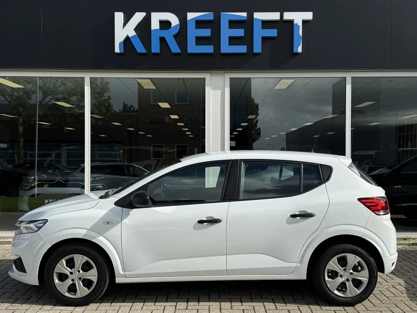 Dacia Sandero 1.0 TCe 90 Essential Airco | Cruise control Weiß - 2