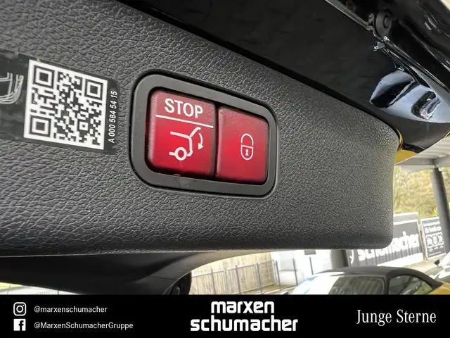 Mercedes-Benz E-Class view 15