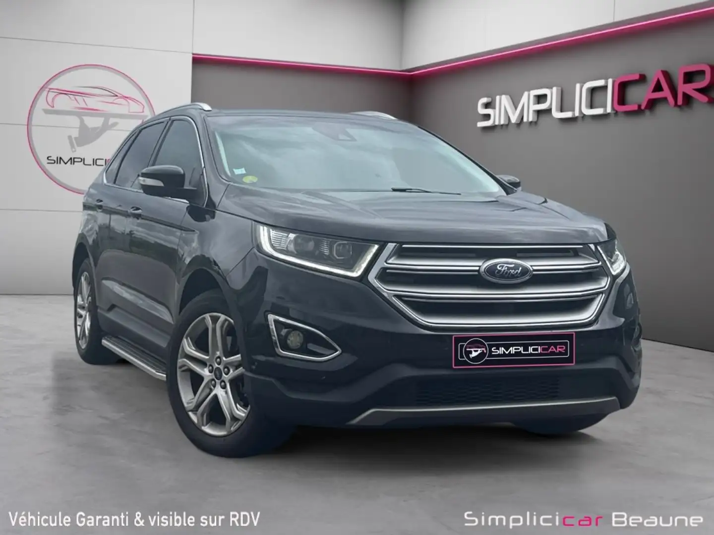 Ford Edge 2.0 TDCi 210 Powershift Intelligent AWD Titanium Schwarz - 1