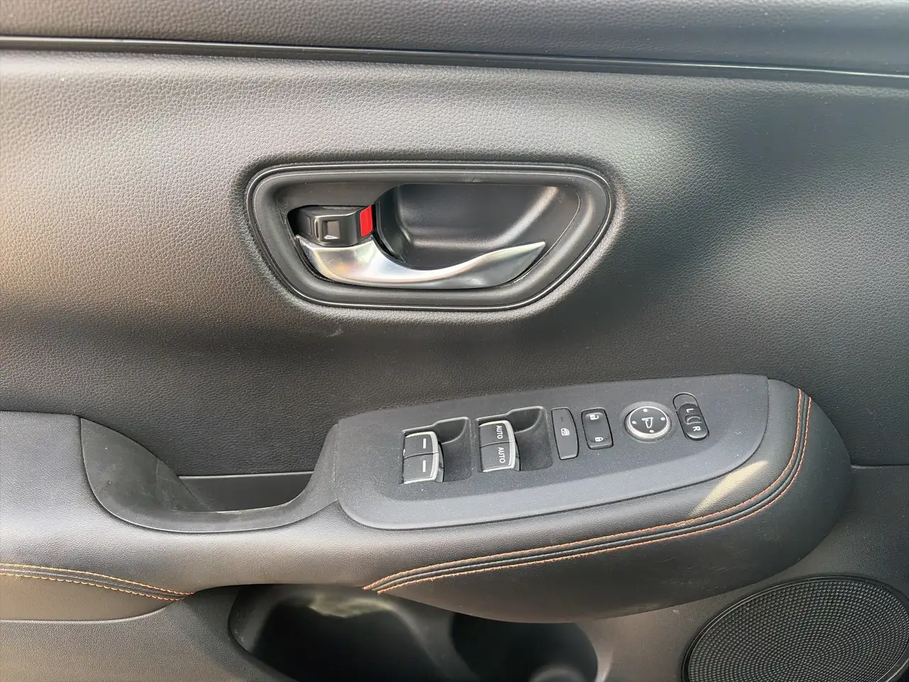 Honda HR-V снимка Honda HR-V
