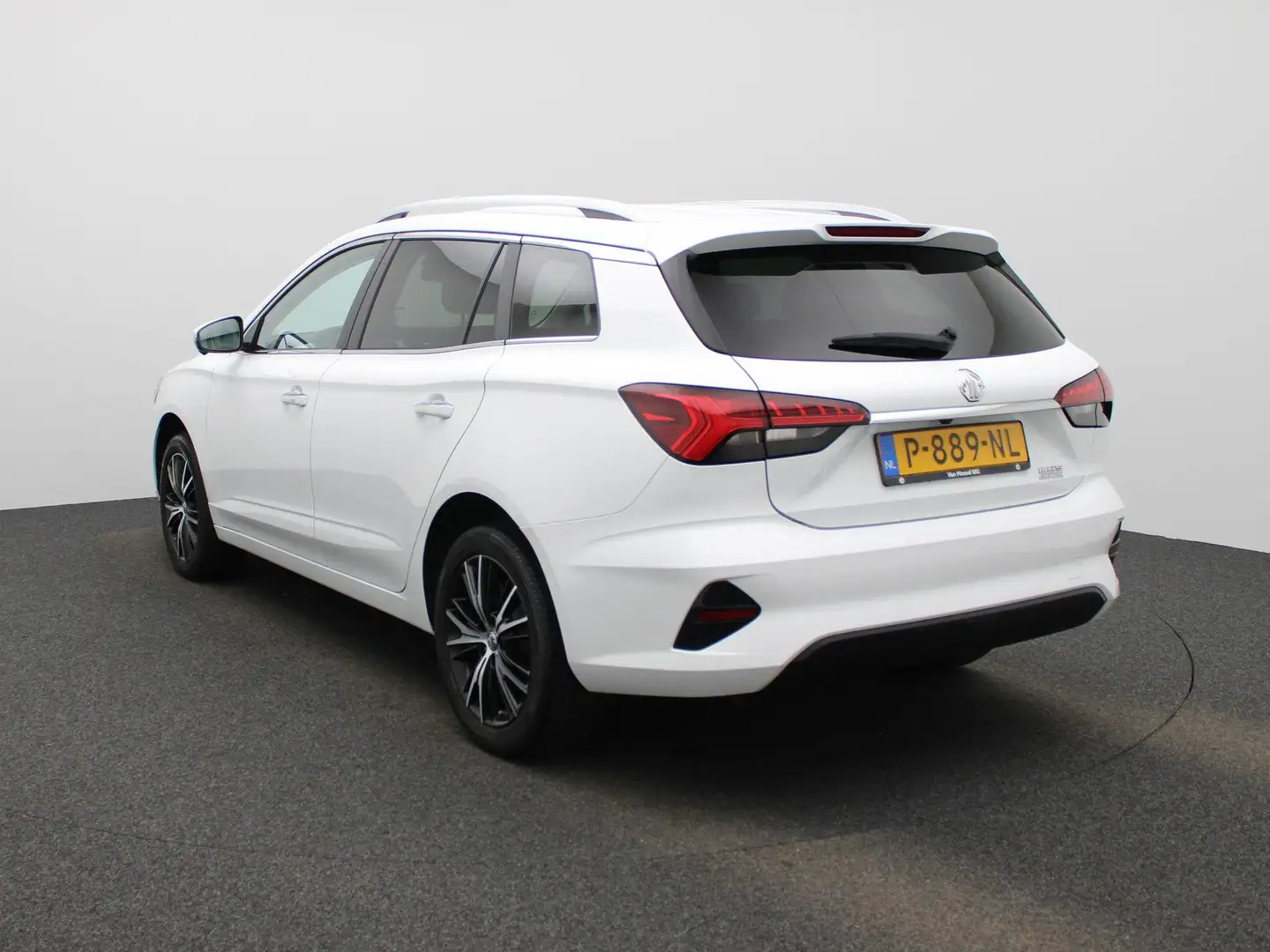 MG MG5 Electric Standard Range Luxury 50 kWh | Apple Carp Weiß - 2