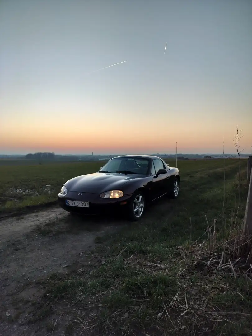 Mazda MX-5 NB cabrio - 1