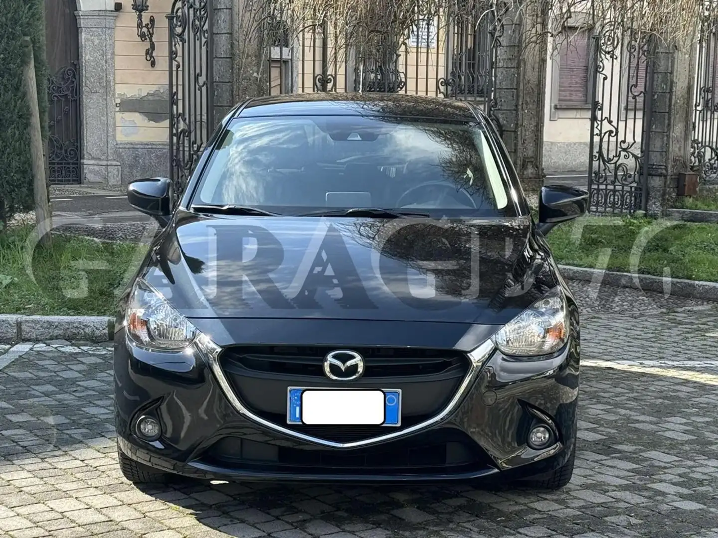 Mazda 2 1.5 90 CV Skyactiv-G Exceed Zwart - 2