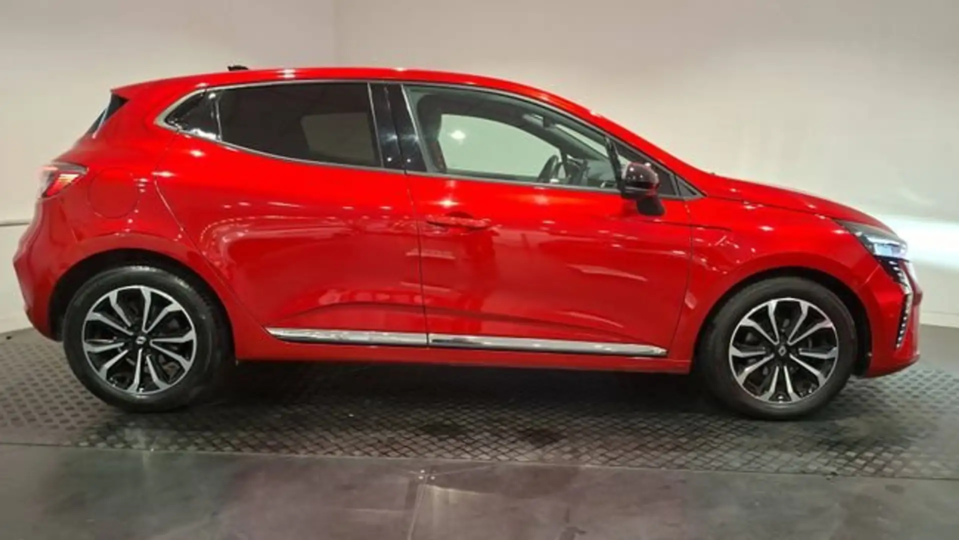 Renault Clio TCe Techno 67kW Techno Rojo - 2