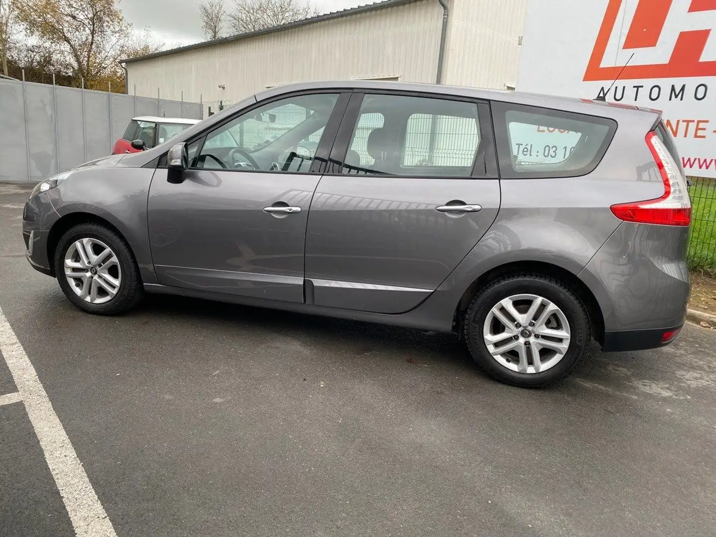 Renault Scenic iii 1.5 dci 110ch eco2 dynamique Grigio - 2
