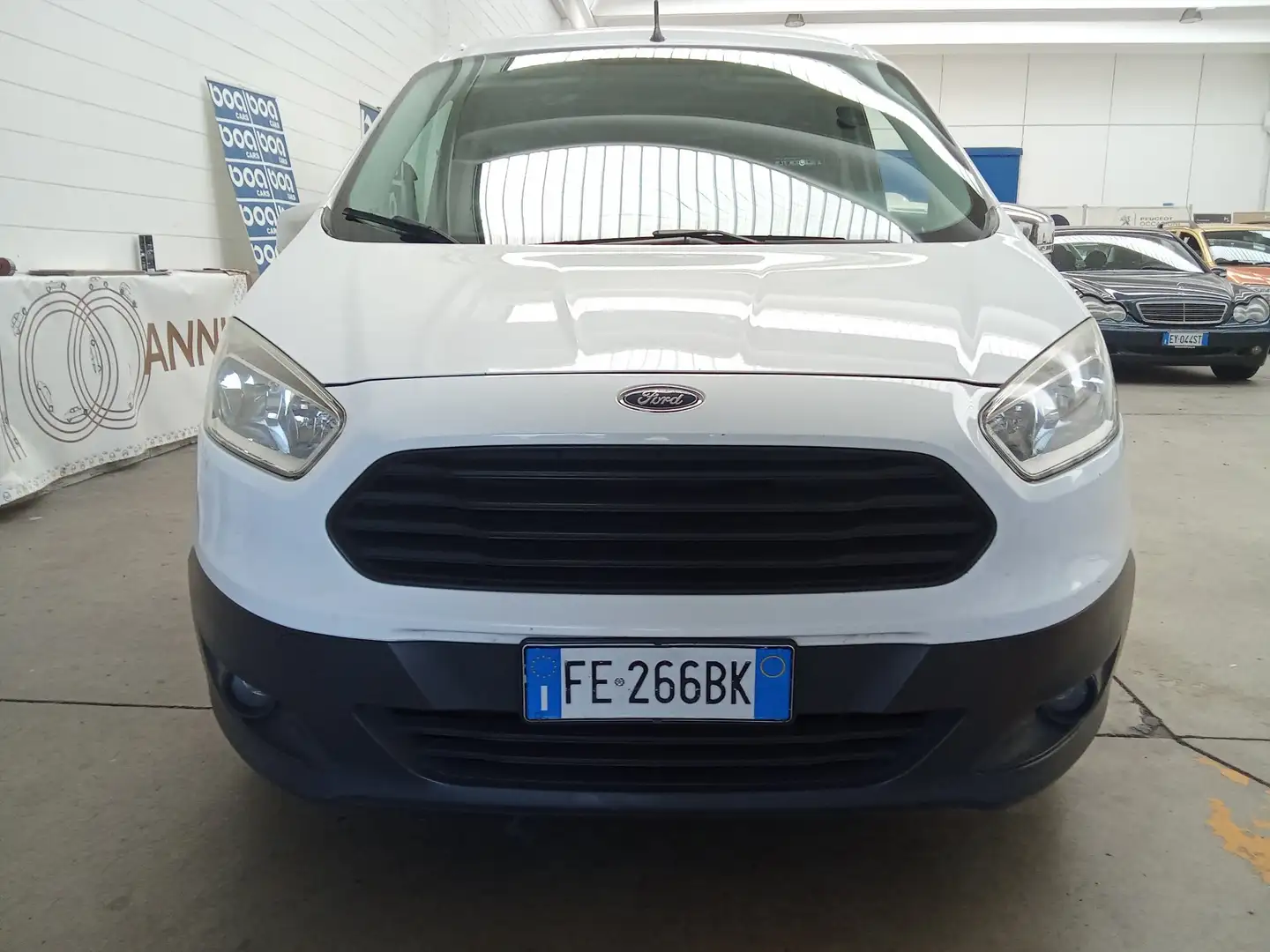 Ford Transit Courier VAN Blanco - 2
