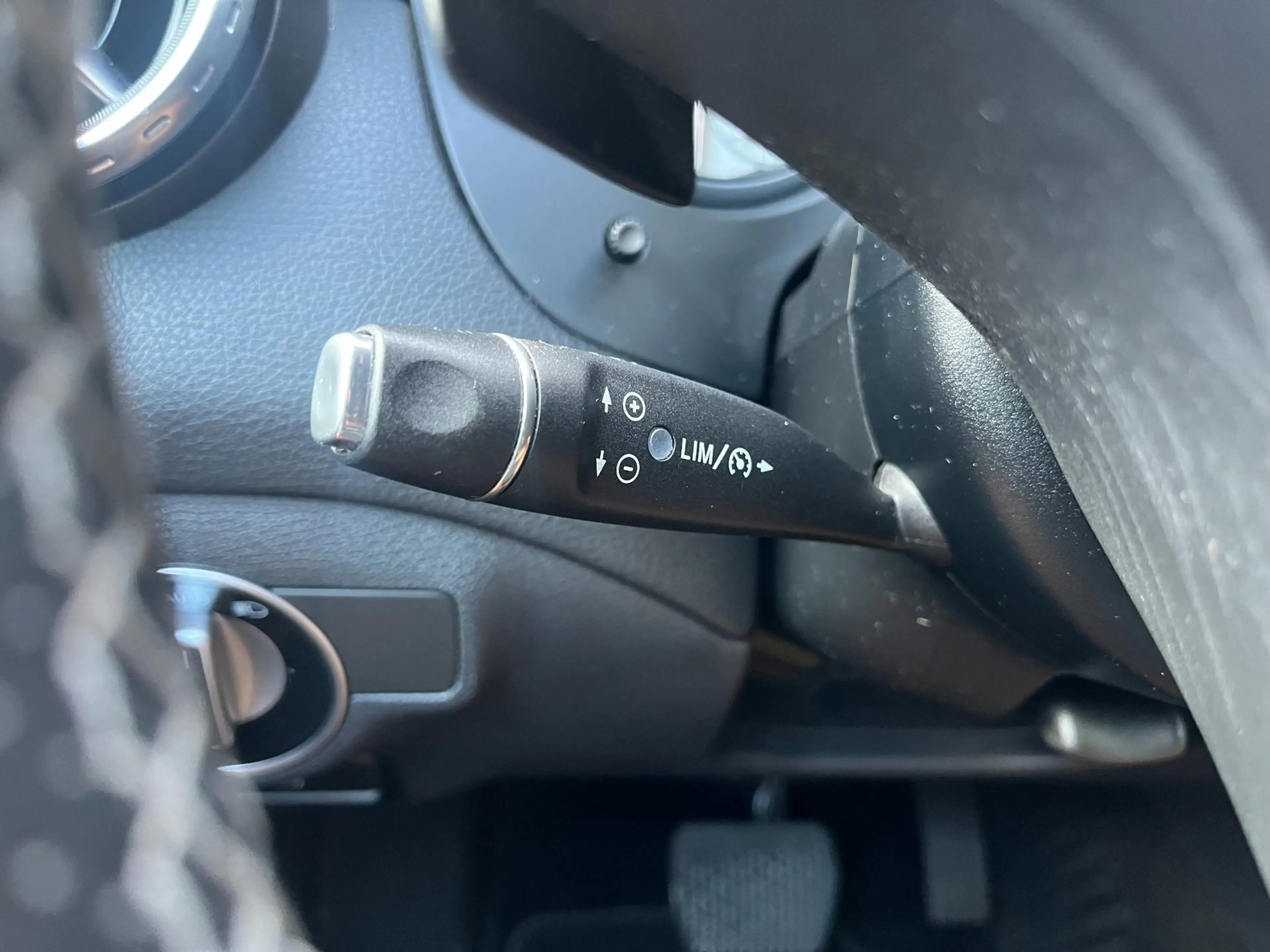 Mercedes-Benz GLA 180 Premium Plus AUTOMAAT|Pano.Dak — photo 14